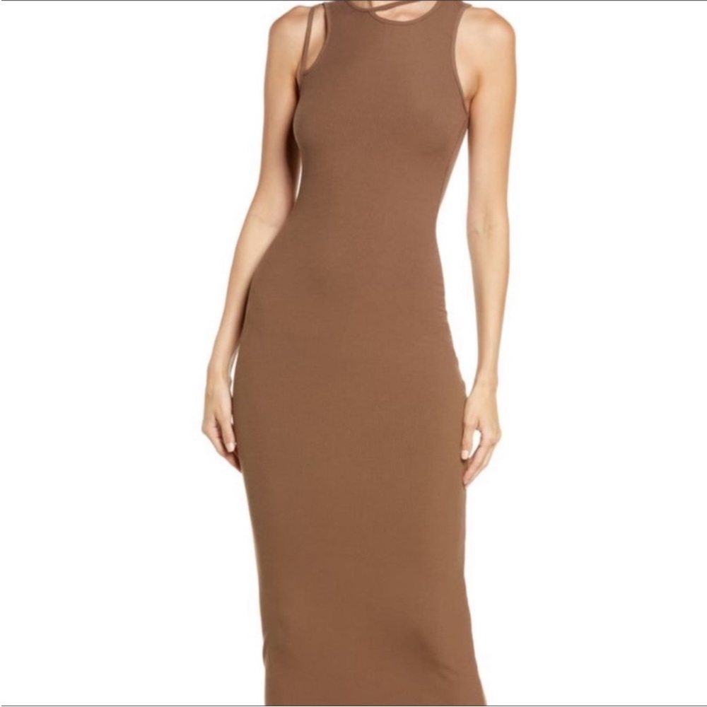 Skims soft lounge rib cut out gown